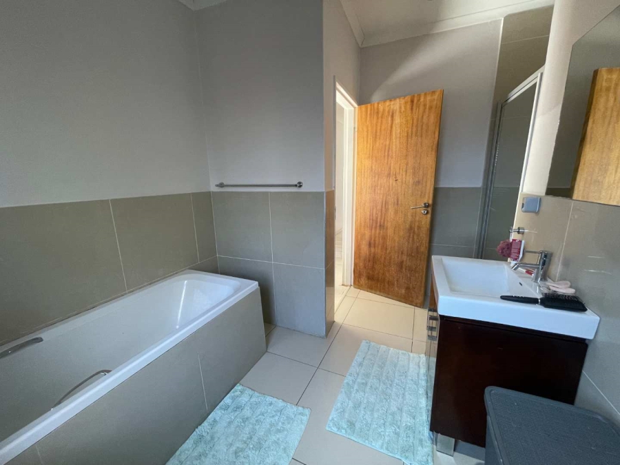 4 Bedroom Property for Sale in Dan Pienaar Free State
